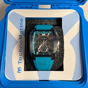 TechnoMarine Aqua Quadrant Men's
Watch-41mm MOD-TM-225110
Teal & Black (NWT)